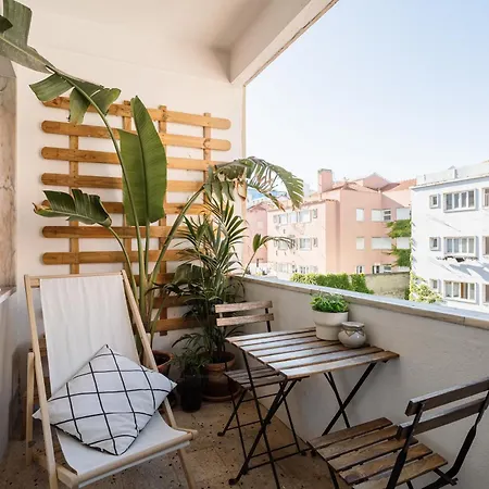 Appartement Sol Ao Rato - Sunny And Spacious